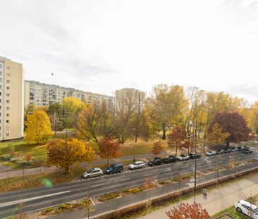 Ładny apartament, 2 balkony, garderoba, Metro - Фото 1