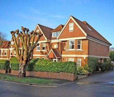 Park Rise, Leatherhead, Surrey, KT22 - Photo 1