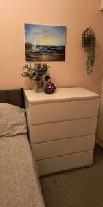 Room in a Shared House, Aldborough Road South, IG3 - Photo 3