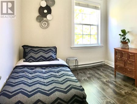 8 Howe Place, St. John's, Newfoundland & Labrador - Photo 2