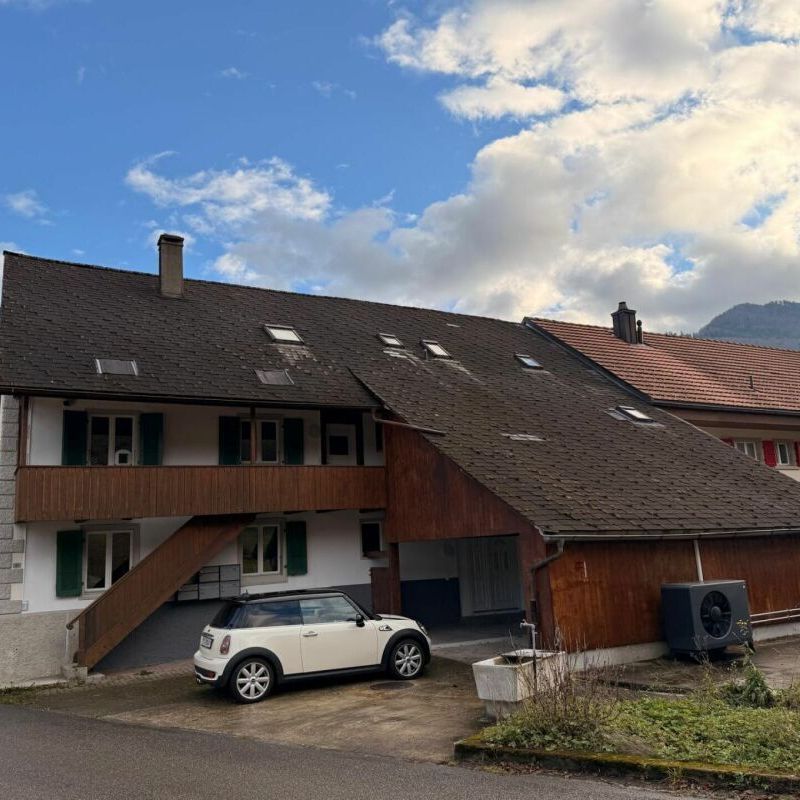 Appartement de 2,5 pièces au rez-de-chaussée - Photo 1