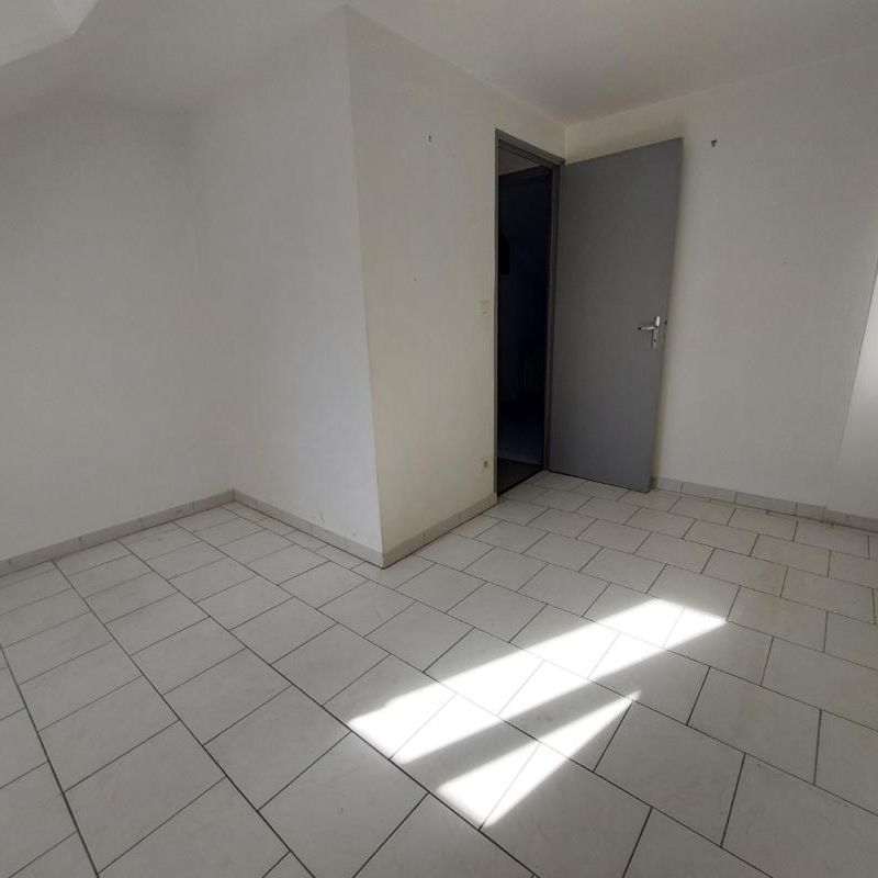 Location Appartement 2 pièces 45m² ELBEUF 76500 - Photo 1