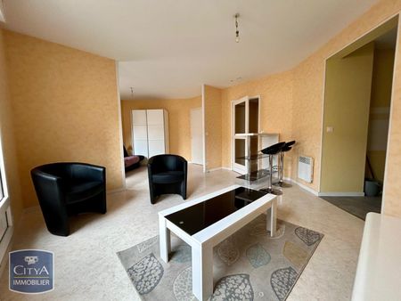 Location Appartement 1 pièce 42m² CHATEAUROUX 36000 - Photo 2