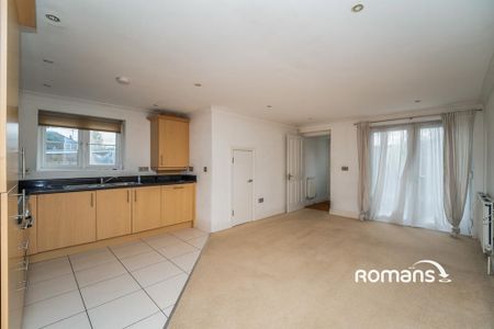 2 bedroom flat to rent - Photo 3