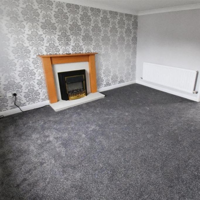 2 bedroom townhouse to rent - Photo 1