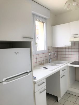 Location Appartement 1 pièce 36m² - Photo 1