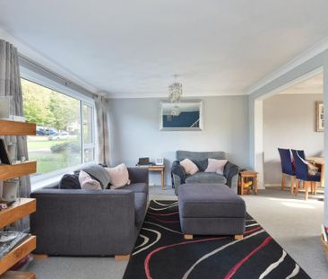 3 bedroom semi-detached house to rent - Photo 2