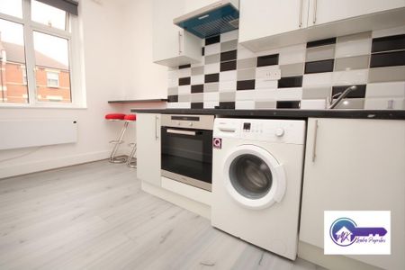 1 Bedroom Studio To Rent - Photo 2