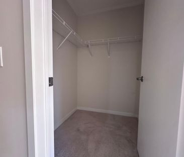 For Lease - 23 Radium Lane, Cambridge, Ontario - Photo 2