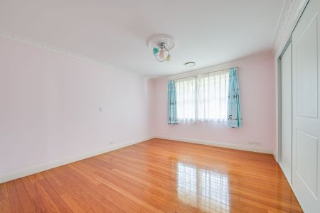 OVER 100 SQ HOME – THEY DON’T COME MUCH BETTER THAN THIS! - Photo 5