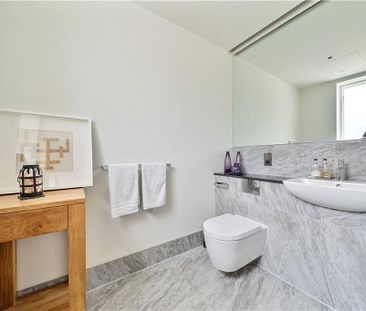 Semi-detached House to rent - Westerham Road, Keston, BR2 - Photo 4