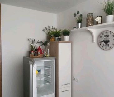 Charmante 2 Raum Wohnung in Rötha!!!! Modernisiert - Foto 1