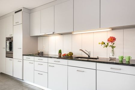 Beautiful Living - Photo 2