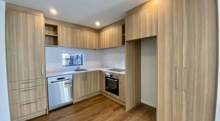 Mackworth Townhouse - Photo 2