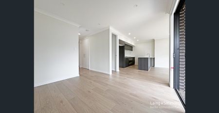 Brand New House With Five Bedroom, Three Bathroom and Double Garage - Photo 5