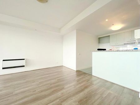 121/33 La Trobe Street - Photo 2