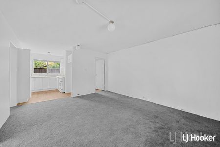 Spacious Two Bedroom Unit - Photo 2