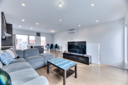 2541 Rue de Rouen #203, Montréal (Ville-Marie), H2K1M5 - Photo 5