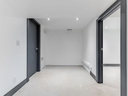 For Lease - 18 Sunnybrae Crescent Unit# Lower, Toronto, Ontario - Photo 2
