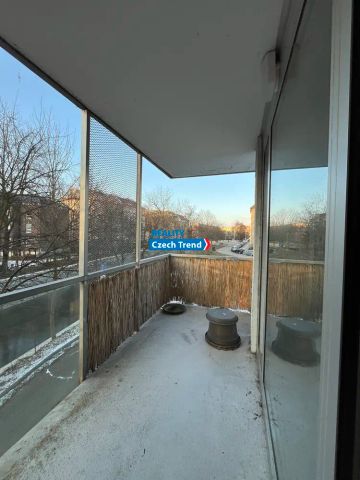 Pronájem bytu 1+kk s lodžií, 33 m - Fotografie 4