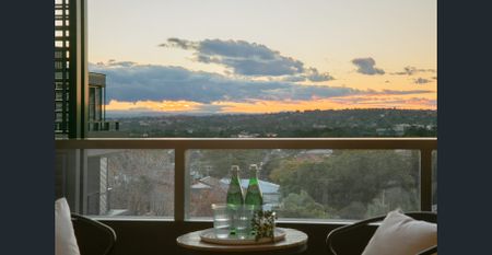 Exceptional Putney Hill 2 Bedroom Apartment - Photo 2