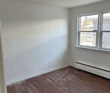 190 Montfort Street - 1 - Photo 6