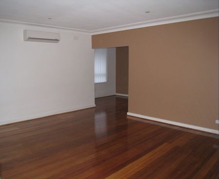 Spacious Family Living in a Prime Box Hill North Location - Photo 2