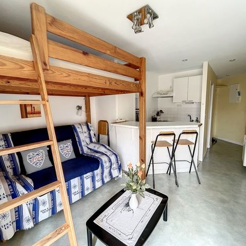 Location Appartement 1 pièce 22m² LA ROCHELLE 17000 - Photo 1