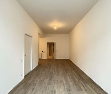 Studio te huur in Namur voor € 900 met 1 slaapkamer - Photo 2
