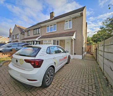 3 bedroom end of terrace house to rent - Photo 3