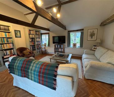 4 bedroom detached house to rent - Photo 2