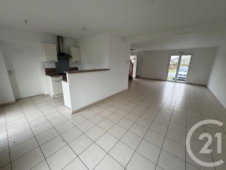 Location Maison 4 pièces 96m² NOTRE DAME DE GRAVENCHON 76330 - Photo 3
