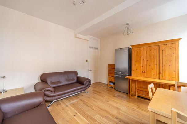 1 bedroom flat to rent - Photo 1
