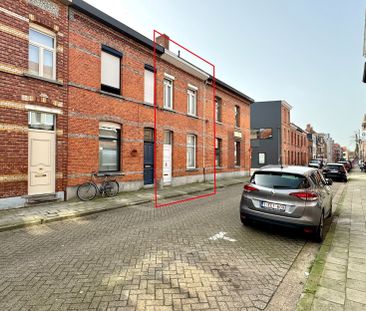 Charmante rijwoning met authentieke herenhuiselementen nabij het ce... - Photo 5