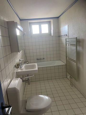 Gemütliche 4.5-Zimmerwohnung in Oberschrot - Photo 4