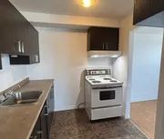 1 room apartment of 74m² in Sherbrooke - Photo 2