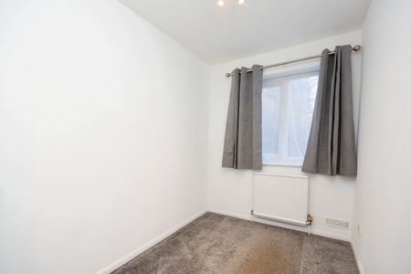 2 bedroom maisonette to rent Manor Road, Stansted, CM24 - Photo 4