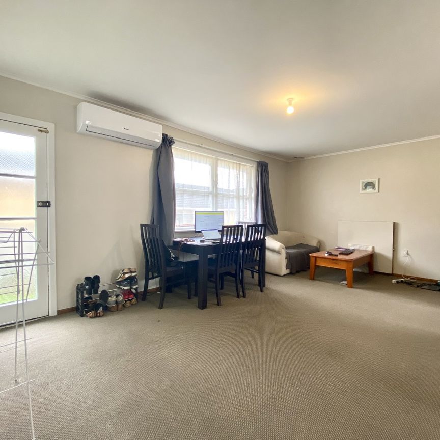 Great 2 bedroom unit - Photo 1