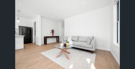 ELEGANCE ON ELKHORN - LUXURY HOME - Photo 2