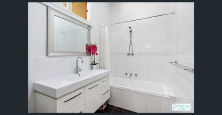 Three-Bedroom Home in North - Photo 4