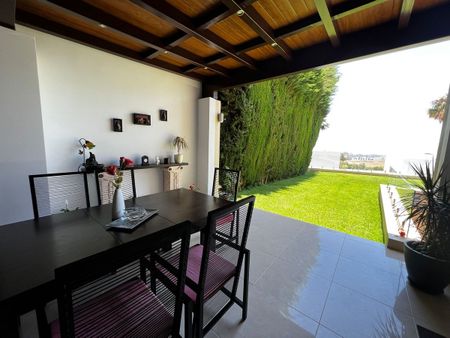 Villa Semi Detached in Benahavís - Photo 2