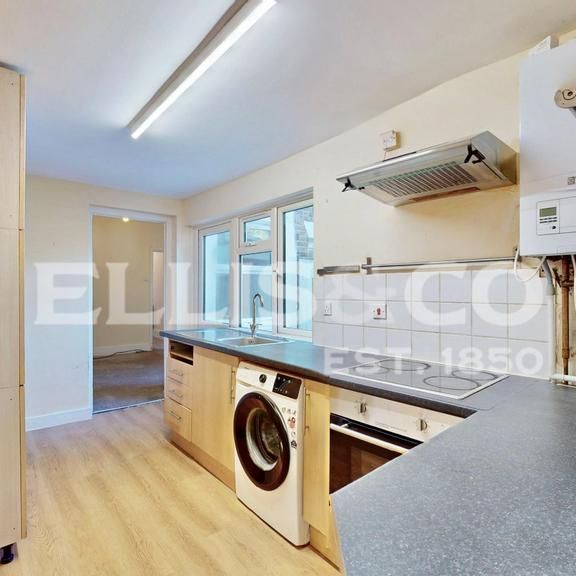3 bedroom terraced house to rent - Photo 1