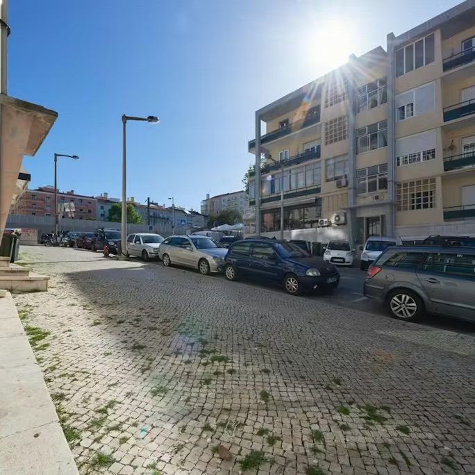 Rua Guilhermina Suggia, Lisbon, Lisbon 1700-211 - Photo 1