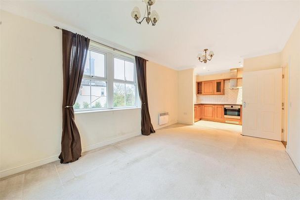 1 bedroom flat to rent - Photo 1
