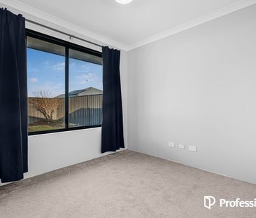 Modern 3x2 Home for Rent in Yanchep - Photo 4