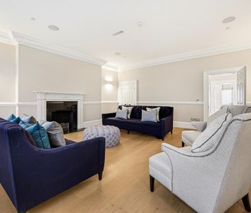 4 bedroom townhouse to rent - Photo 2