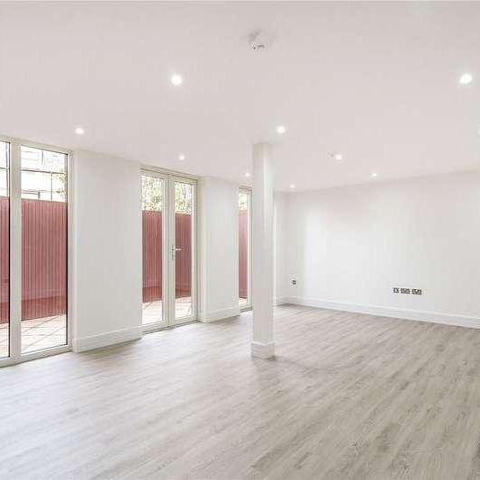 Greenwich High Road, Greenwich, SE10 - Photo 1