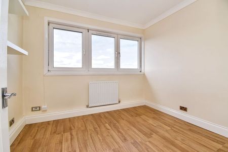 Findlay Street, Kilsyth - Photo 4