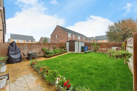 Westhorpe Avenue, BURY ST. EDMUNDS - Photo 5