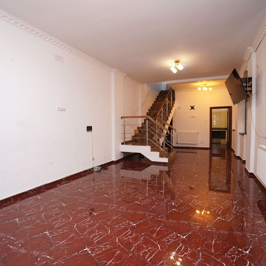 Inchiriere Vila | Vitan Mall - Dristor | 7 Camere P+2+Curte+Parcare - Photo 1